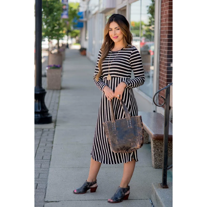  Women's A-Line DressesLong Sleeve Striped Midi